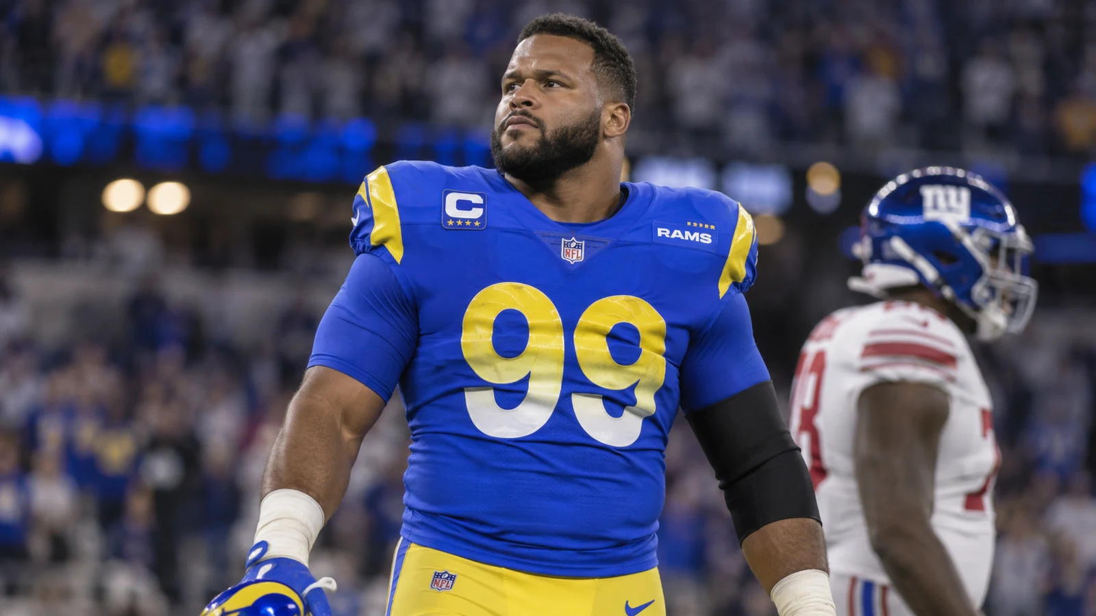 Los Angeles Rams defensive lineman returning to action against the New York Giants